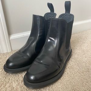 Doc Martens Flora Boots